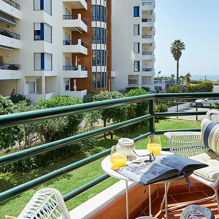 Oceanario - Cascais Centre Holiday Apartment *